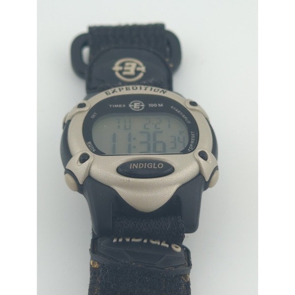 Timex Expedition 100m Women's Digital Watch - New Battery - 33mm - Picture 6 of 7